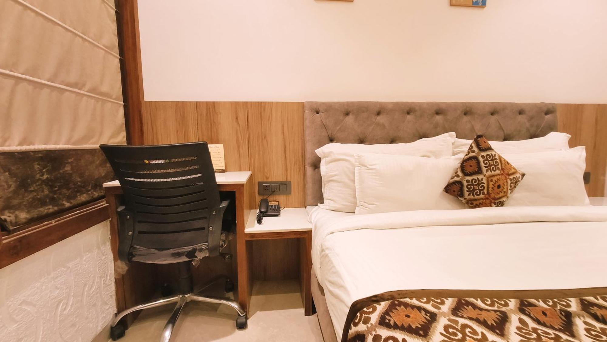 Blessings Hotel Амритсар Экстерьер фото